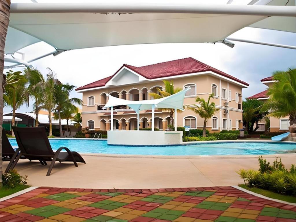 Moonbay Marina The Villas Olongapo Εξωτερικό φωτογραφία