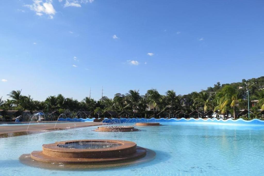 Moonbay Marina The Villas Olongapo Εξωτερικό φωτογραφία