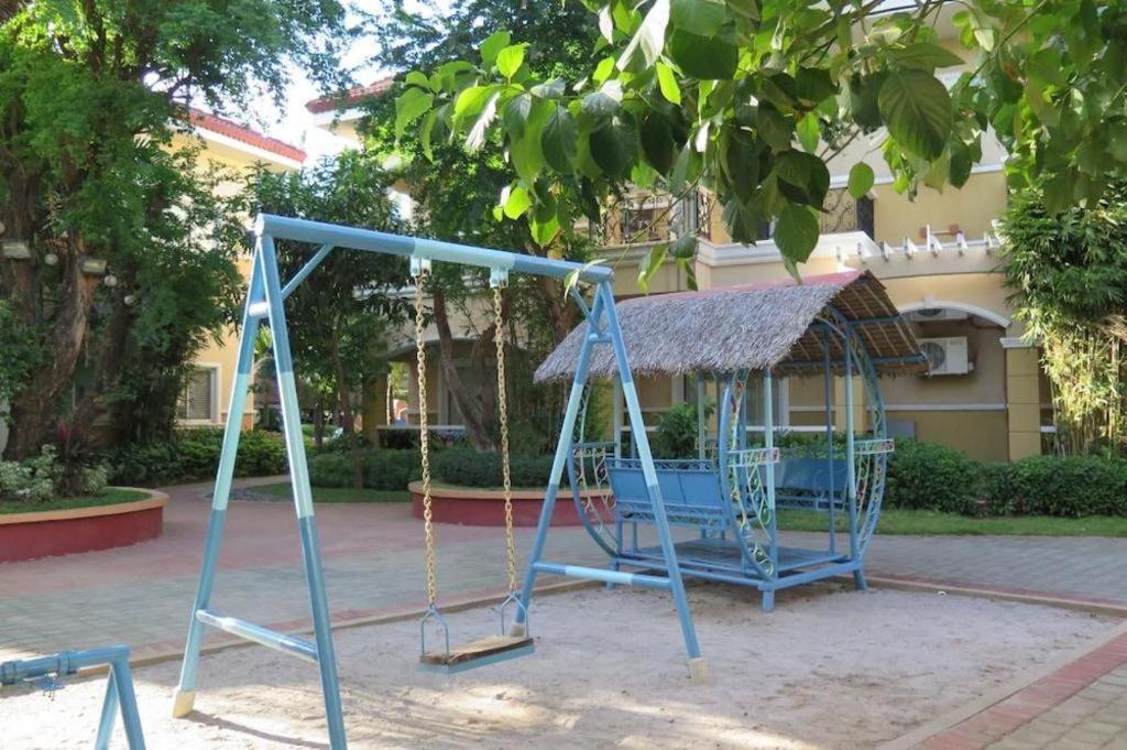 Moonbay Marina The Villas Olongapo Εξωτερικό φωτογραφία
