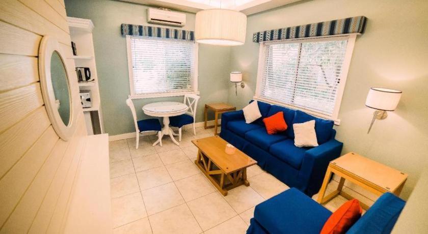Moonbay Marina The Villas Olongapo Εξωτερικό φωτογραφία