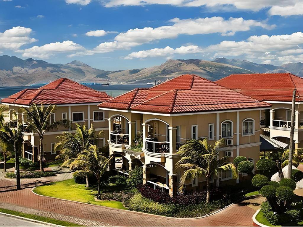 Moonbay Marina The Villas Olongapo Εξωτερικό φωτογραφία